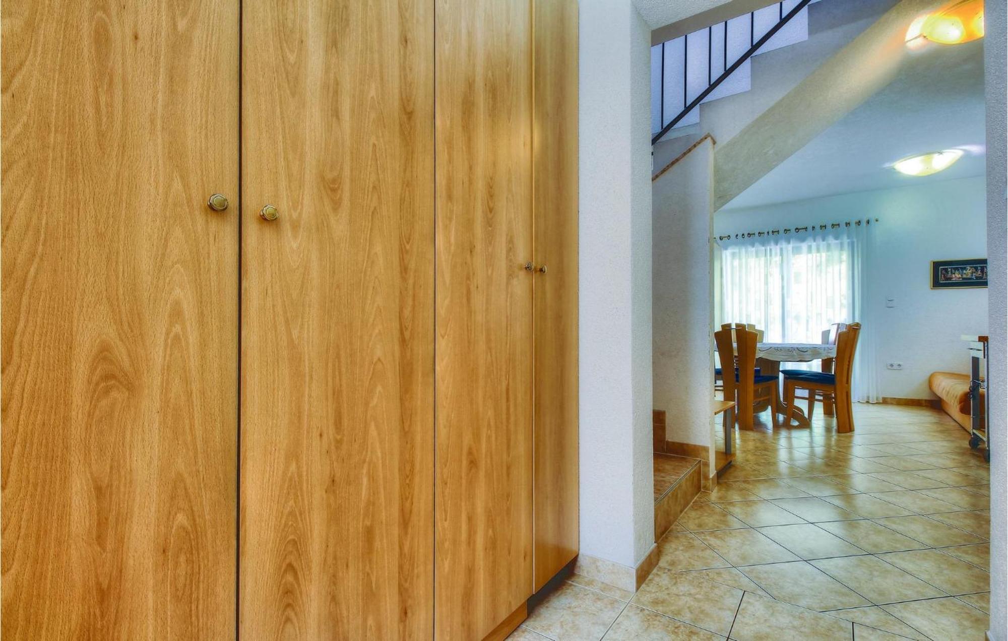3 Bedroom Gorgeous Home In Buje Ngoại thất bức ảnh